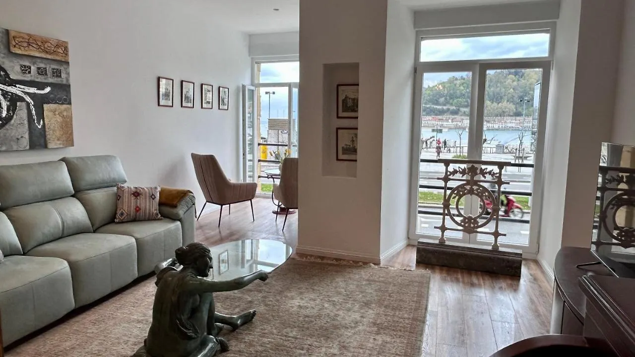 Apartment On La Concha Beach - Villa Iru サン・セバスティアン